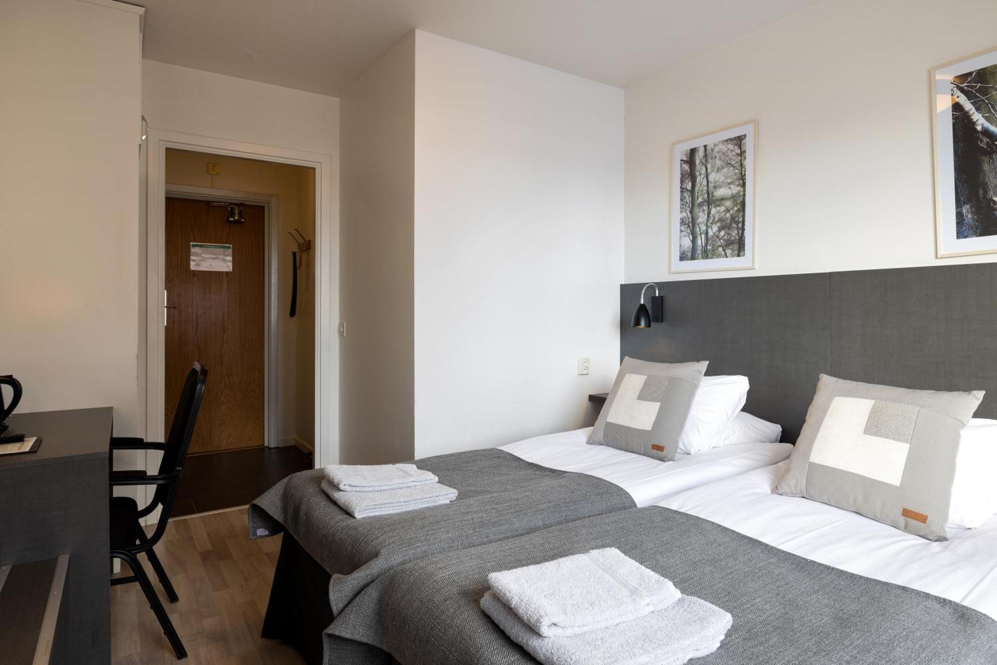 Hotel Bishops Arms Mora Zimmer foto