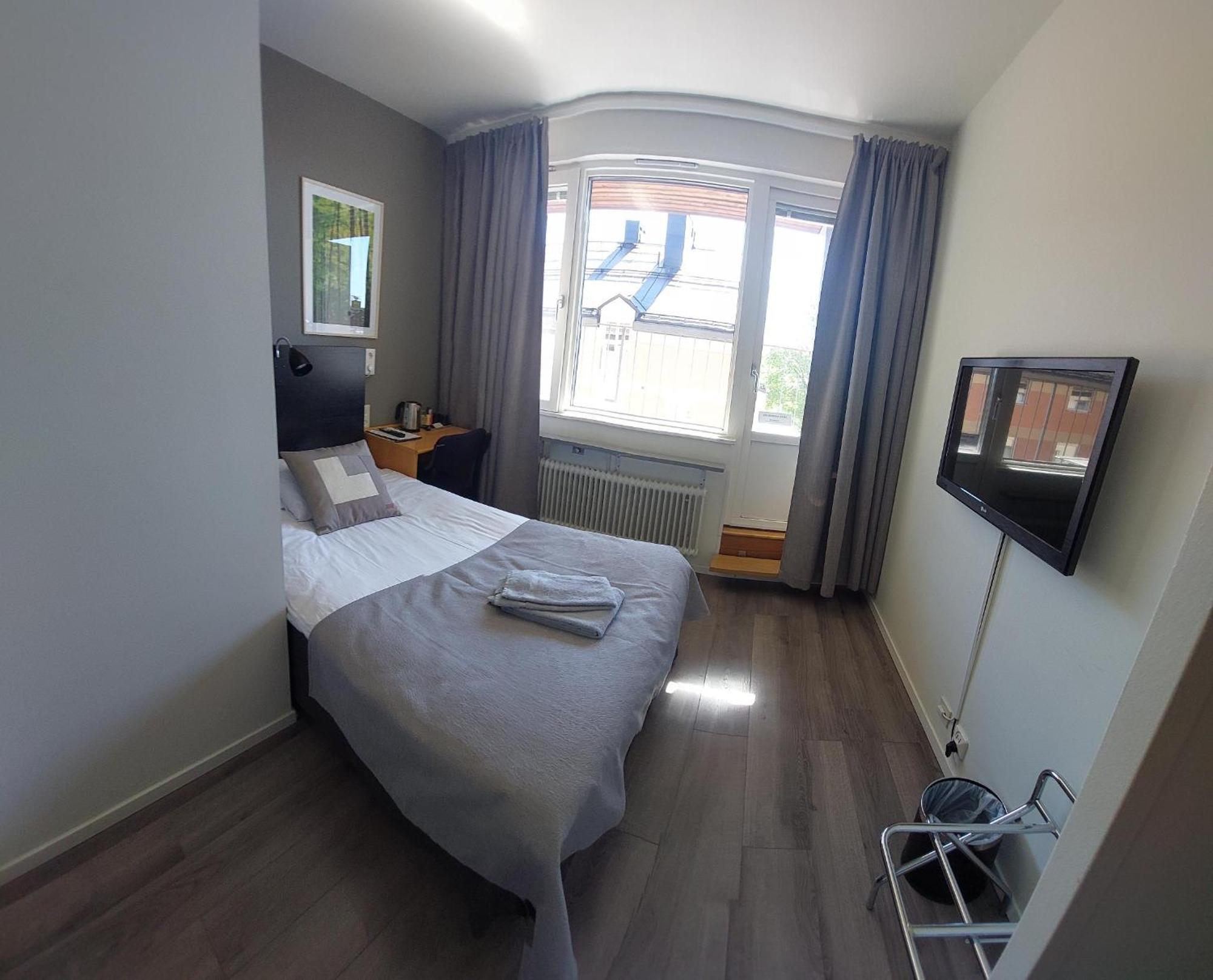 Hotel Bishops Arms Mora Zimmer foto